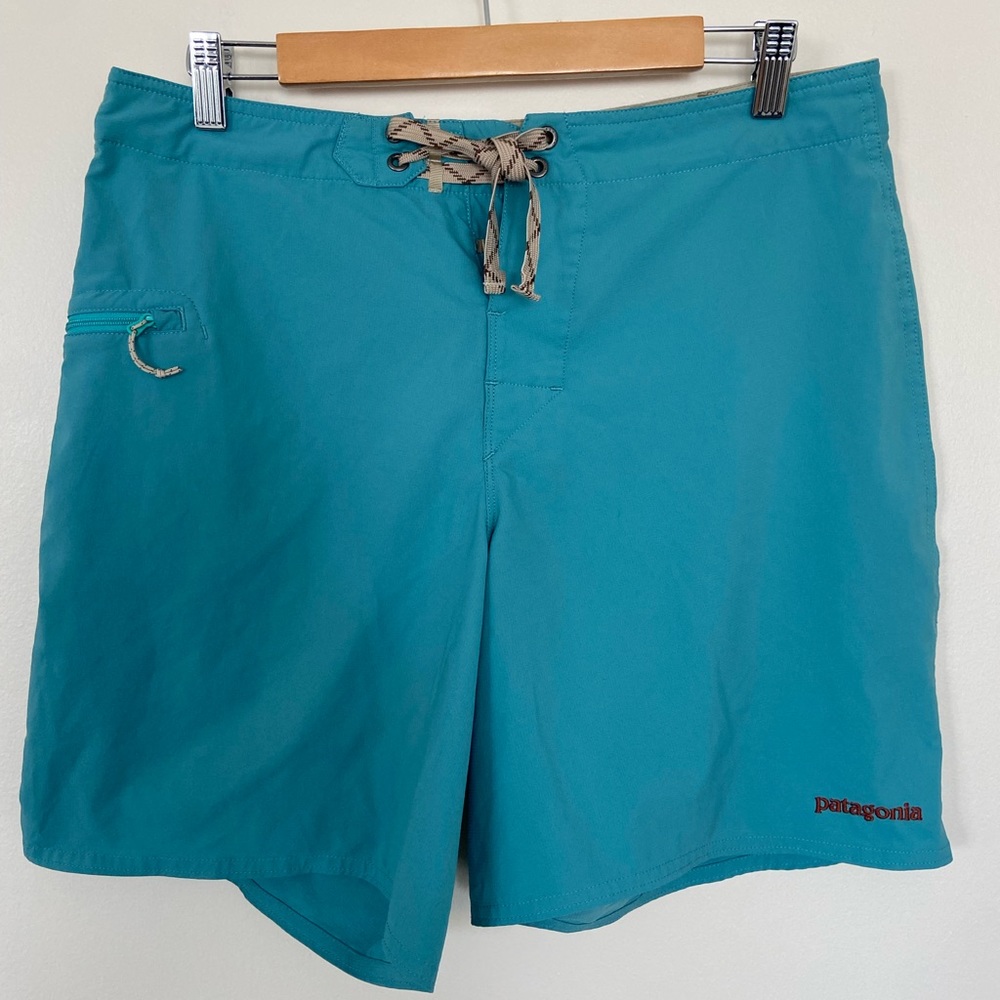 Patagonia dry fit swim shorts size 32 turquoise